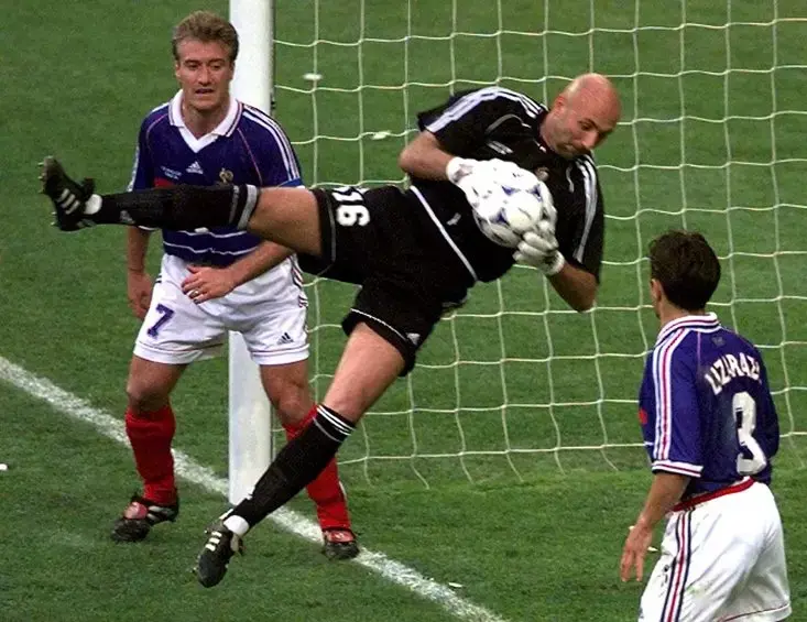 Fabien Barthez-legenda-perancis