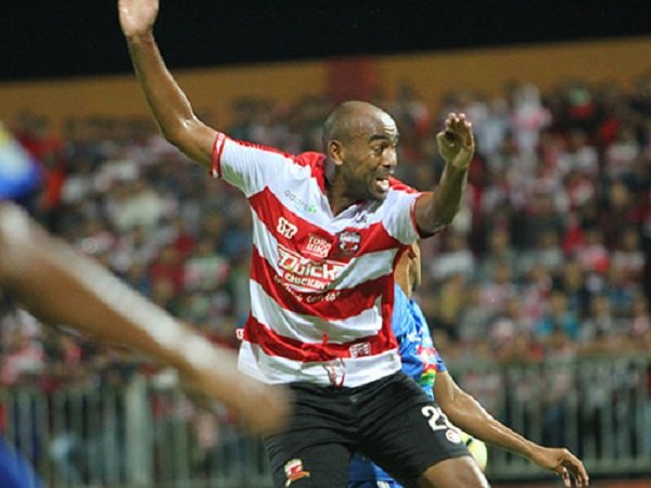 Alberto de paula madura united