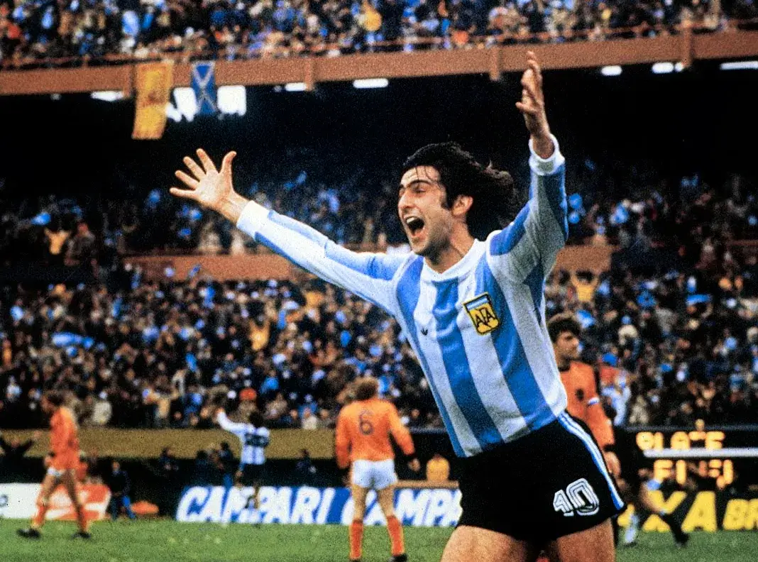 mario-kempes-piala dunia